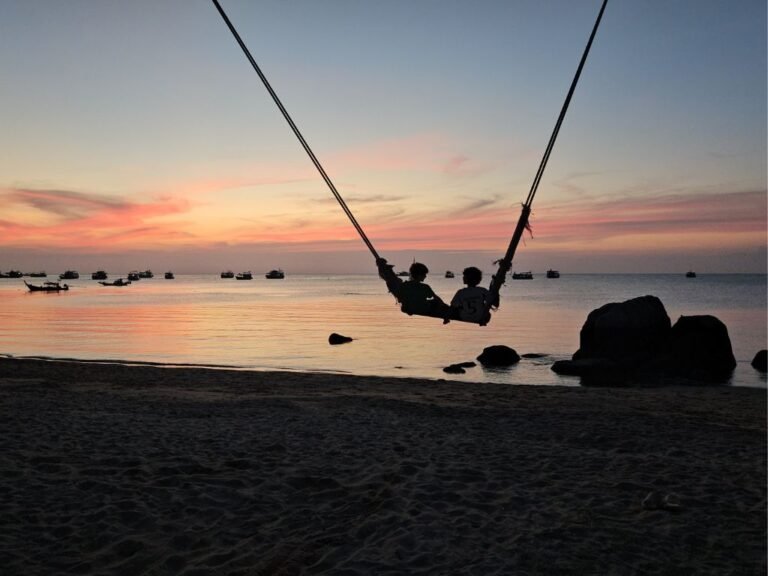 Koh Tao giant swing lekker schommelen op een gigantische schommel